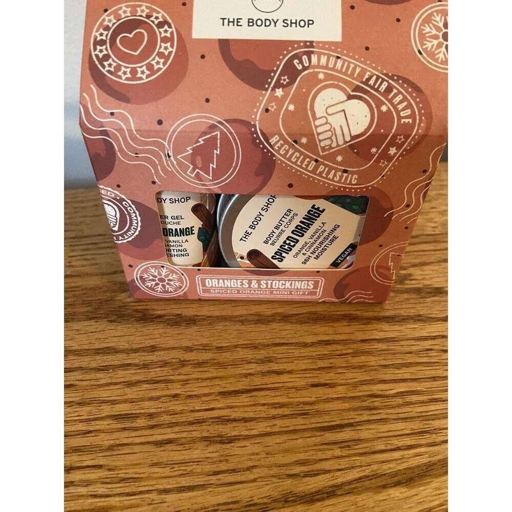 The Body Shop Oranges Stockings Spiced Orange 3-Pieces Mini Gift Set Wash Cream